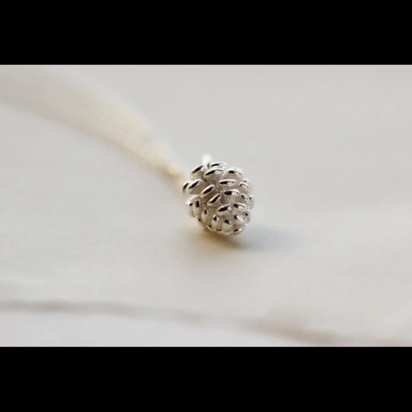 LAST 1 🌺 STERLING SILVER (925) PINECONE NECKLACE - Picture 4 of 5